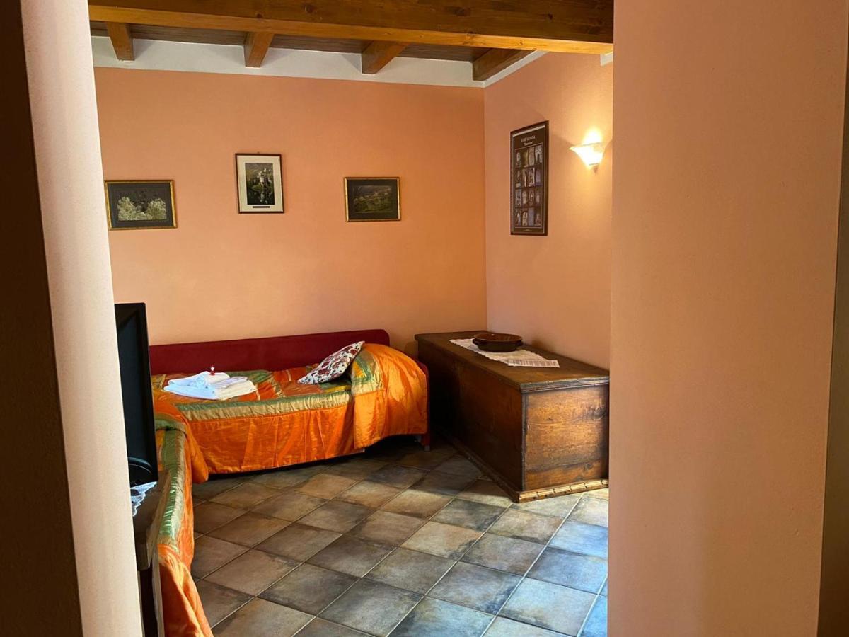 카레지네 Borgo Delle Panie B&B 외부 사진