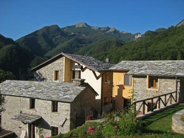 카레지네 Borgo Delle Panie B&B 외부 사진