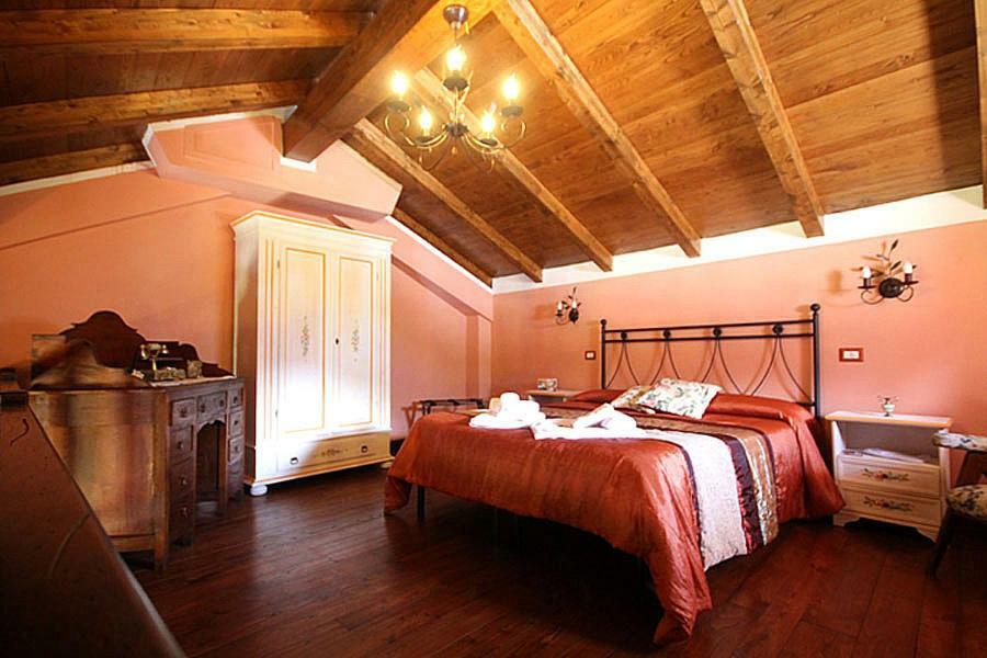 카레지네 Borgo Delle Panie B&B 외부 사진