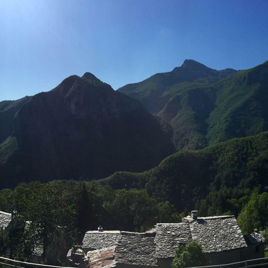 카레지네 Borgo Delle Panie B&B 외부 사진