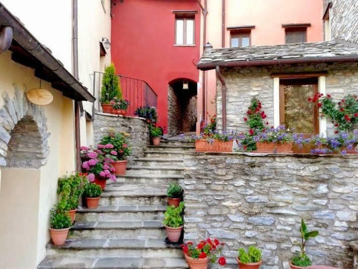 카레지네 Borgo Delle Panie B&B 외부 사진